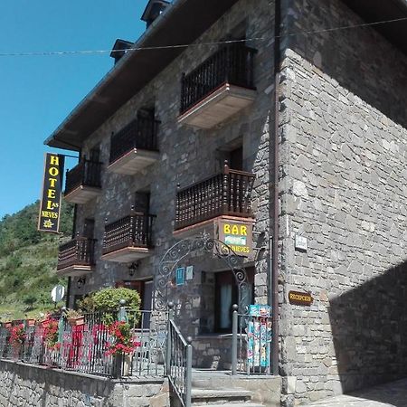 Hotel Las Nieves Linás de Broto Εξωτερικό φωτογραφία