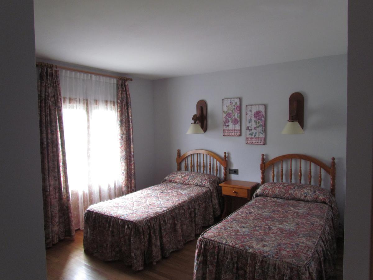 Hotel Las Nieves Linás de Broto Εξωτερικό φωτογραφία