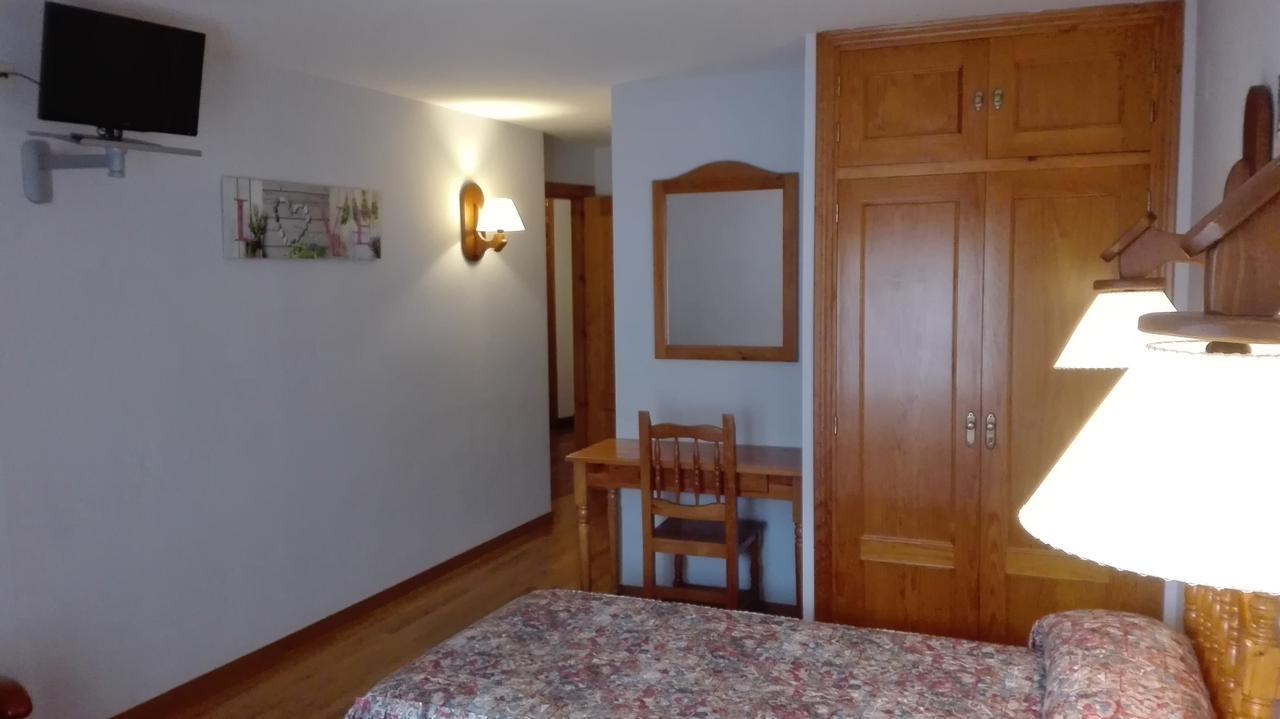 Hotel Las Nieves Linás de Broto Εξωτερικό φωτογραφία