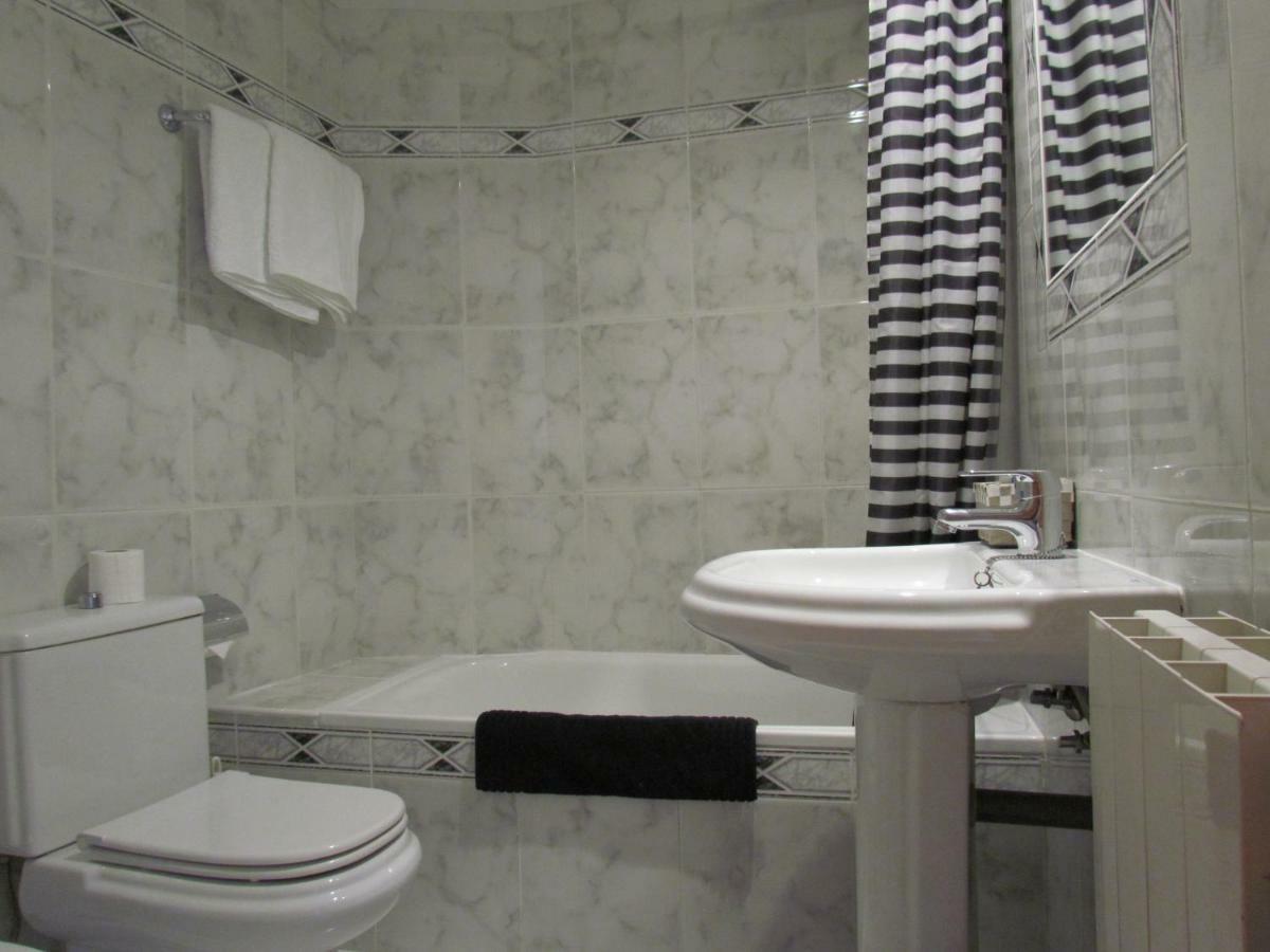 Hotel Las Nieves Linás de Broto Εξωτερικό φωτογραφία