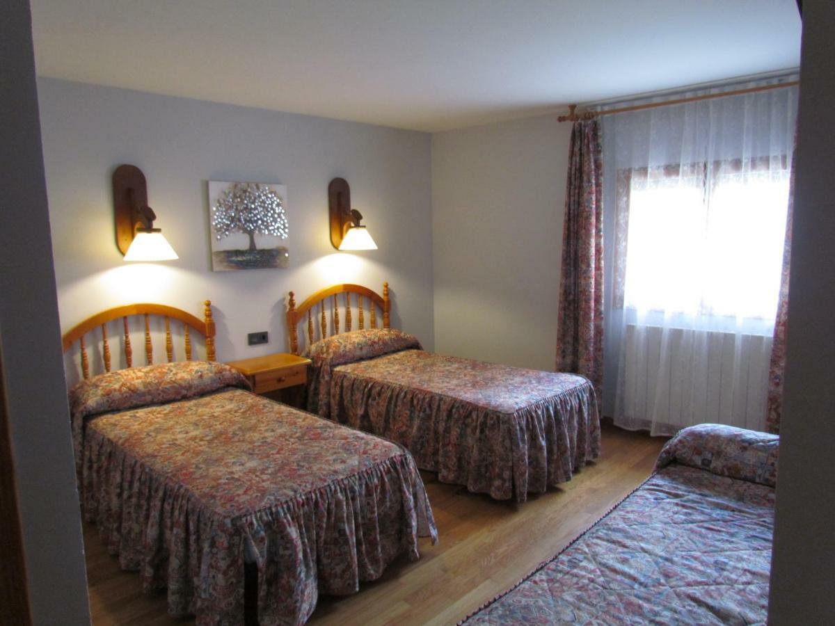 Hotel Las Nieves Linás de Broto Εξωτερικό φωτογραφία