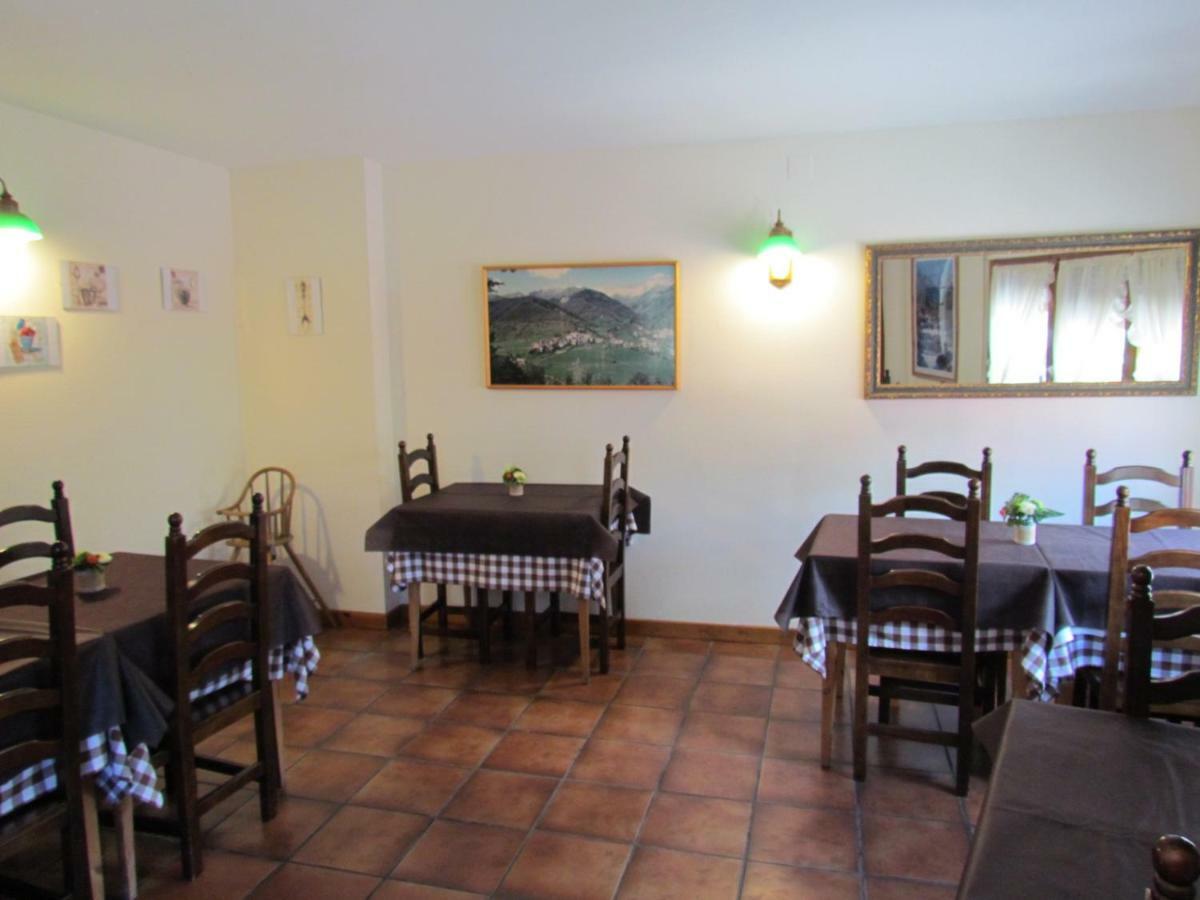 Hotel Las Nieves Linás de Broto Εξωτερικό φωτογραφία