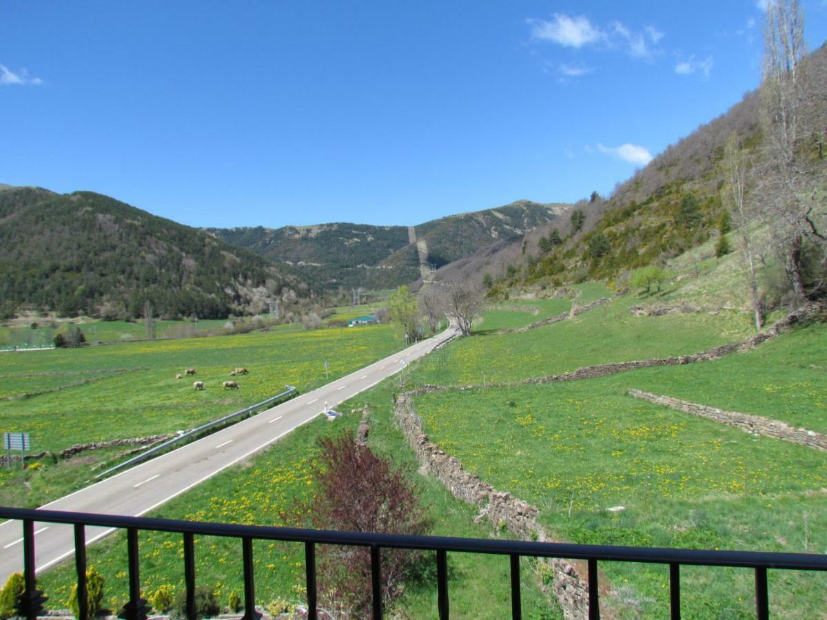 Hotel Las Nieves Linás de Broto Εξωτερικό φωτογραφία