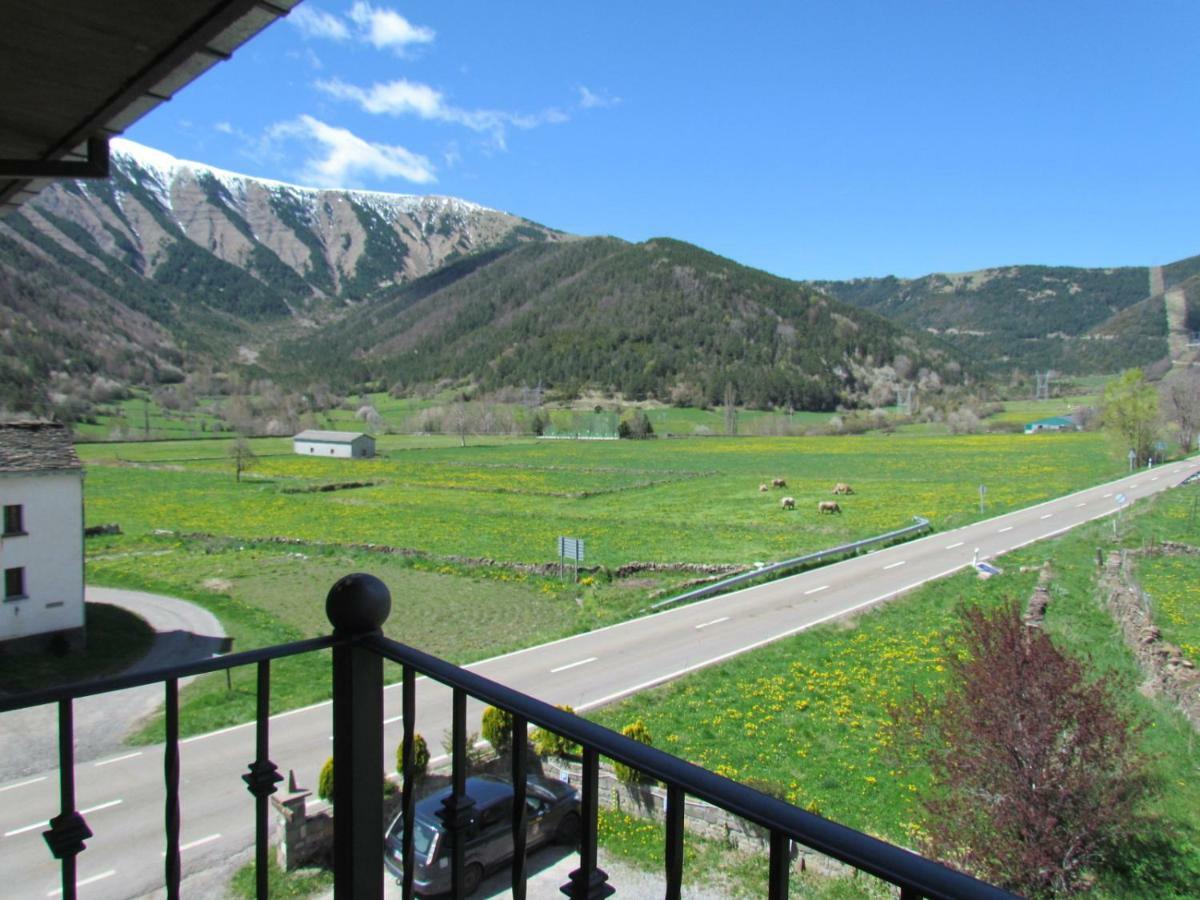 Hotel Las Nieves Linás de Broto Εξωτερικό φωτογραφία
