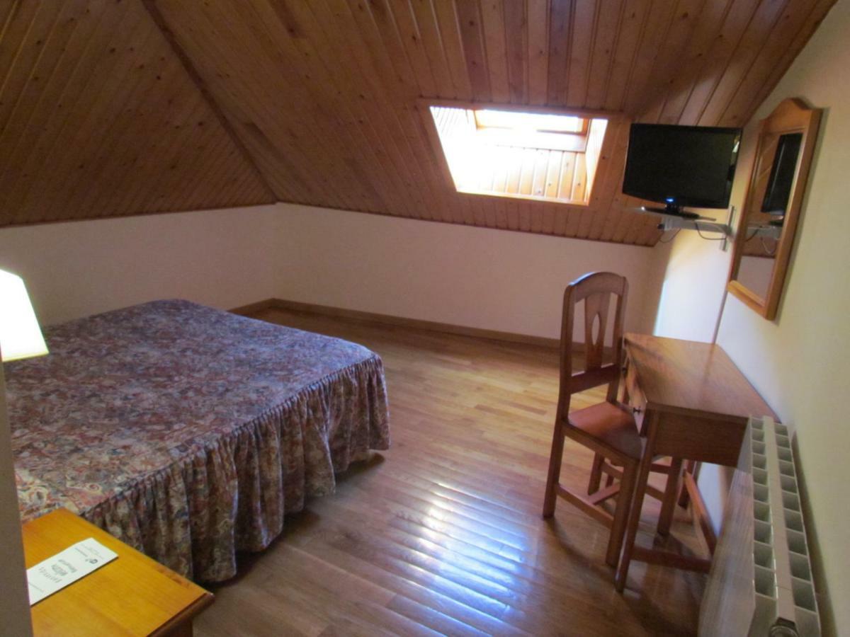Hotel Las Nieves Linás de Broto Εξωτερικό φωτογραφία