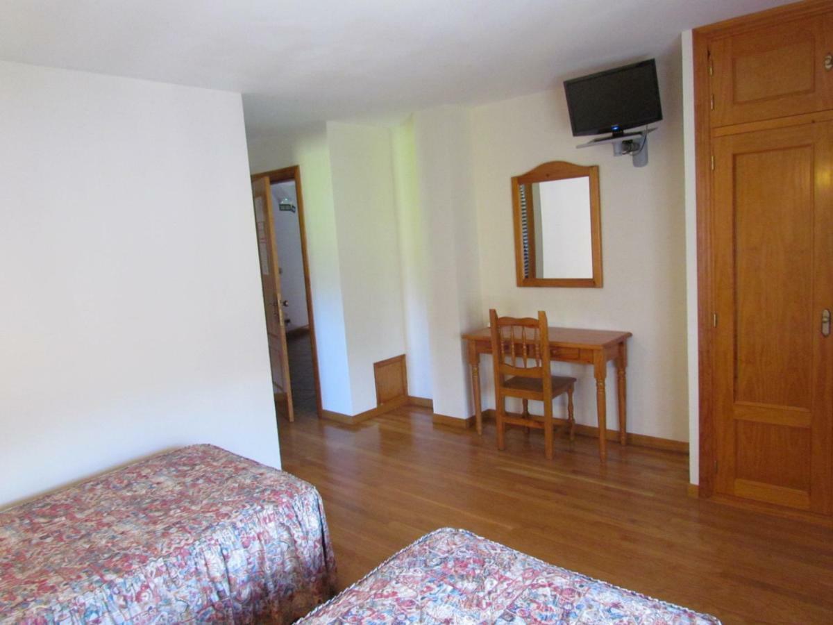 Hotel Las Nieves Linás de Broto Εξωτερικό φωτογραφία